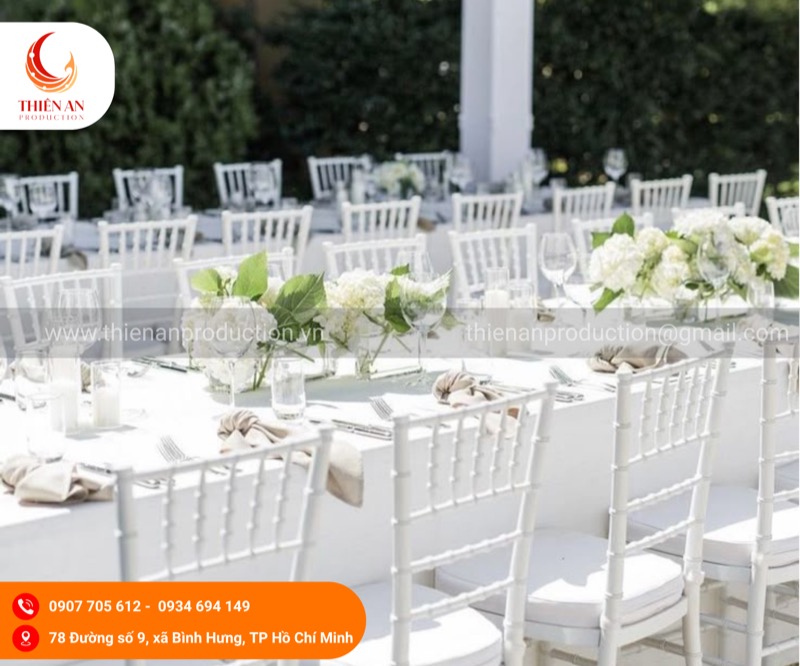 Ghế Chiavari Tiffany sang trọng