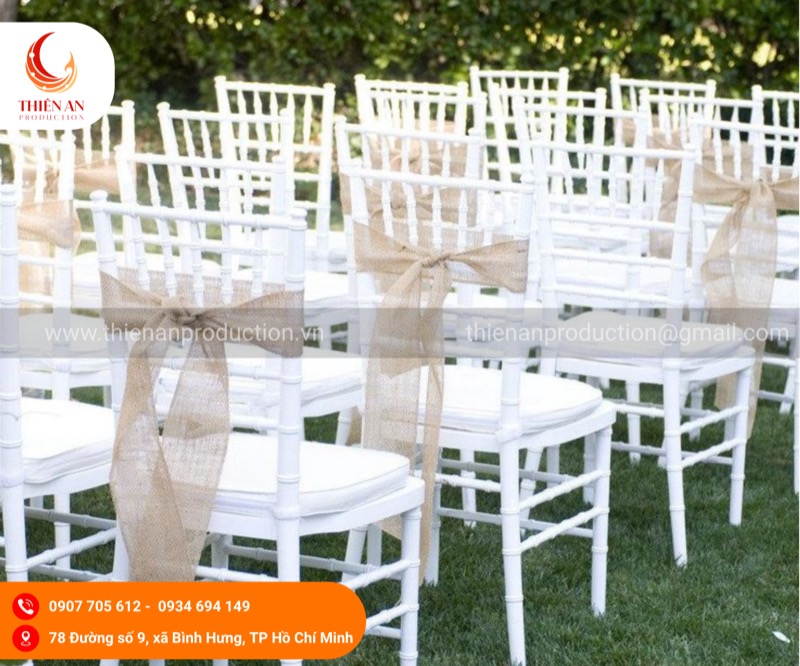 Ghế Chiavari tiệc cưới sang trọng