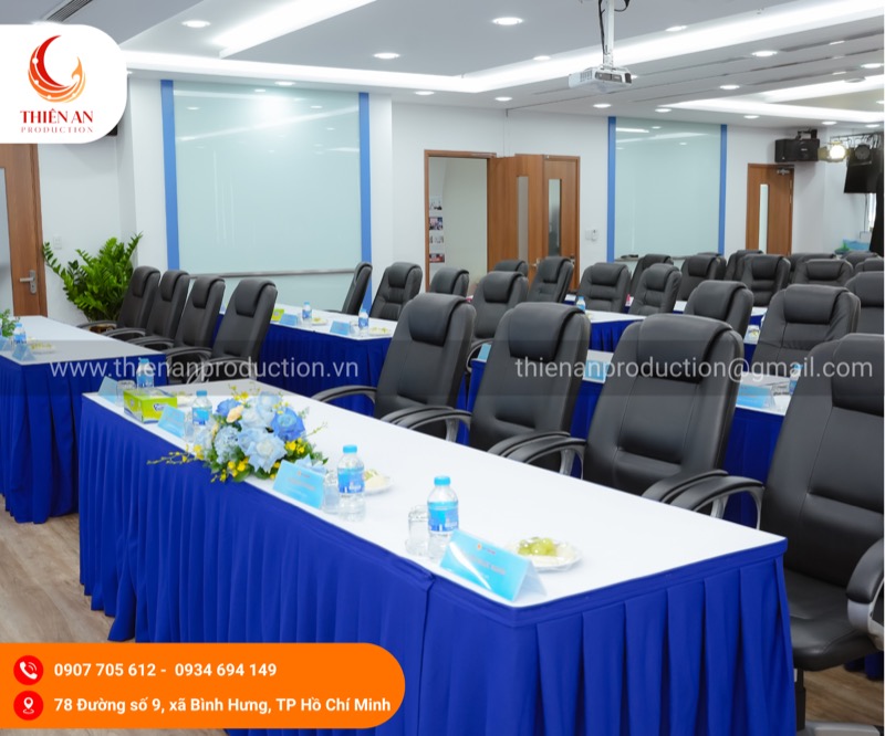 Sắp xếp hội trường quy mô lớn